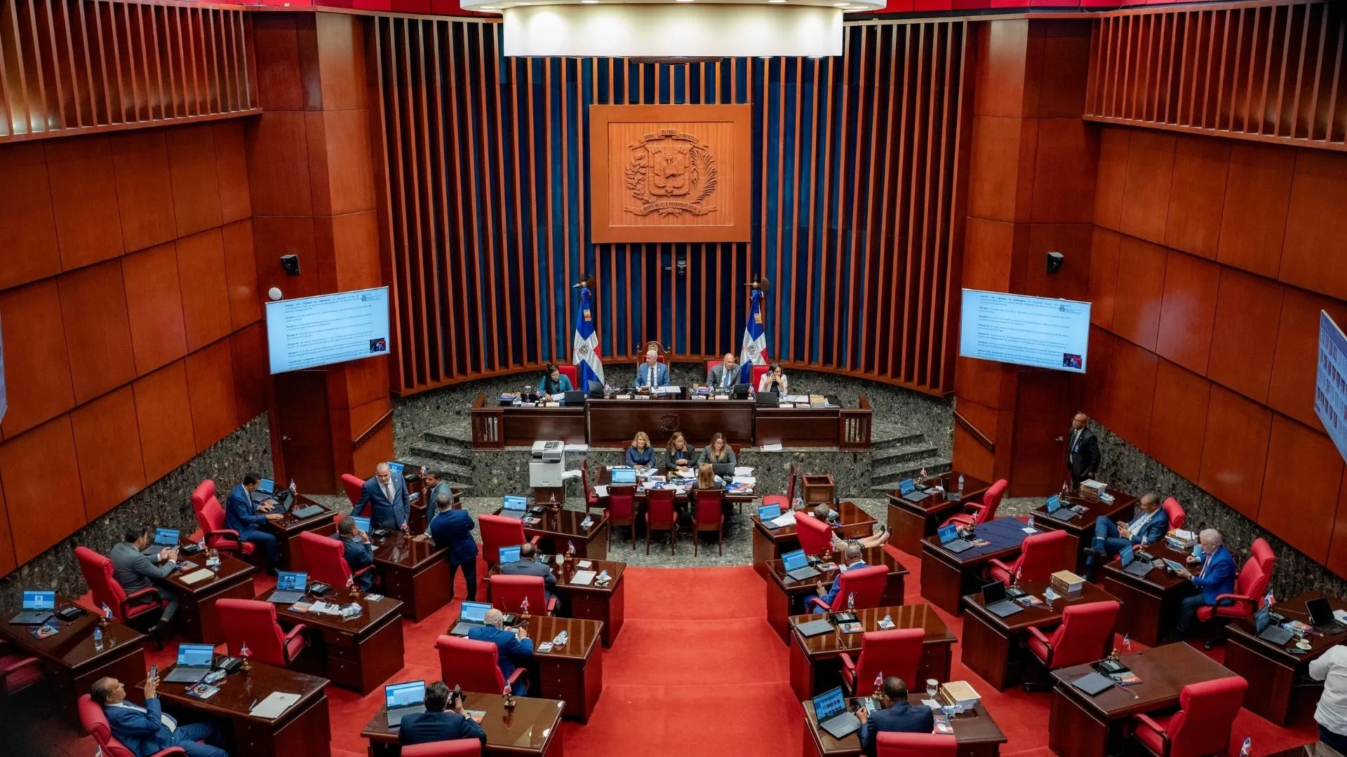 Senado reimpulsa proyecto para convertir Verón-Punta Cana en municipio tras superar primer debate